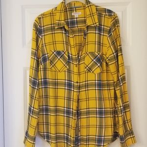 Yellow button shirt